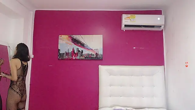 nextdoor fantasy1 online show from 12/13/24, 09:30