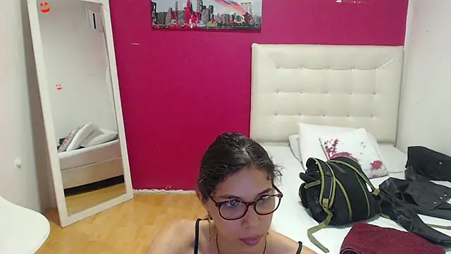 nextdoor fantasy1 online show from 12/18/24, 03:15