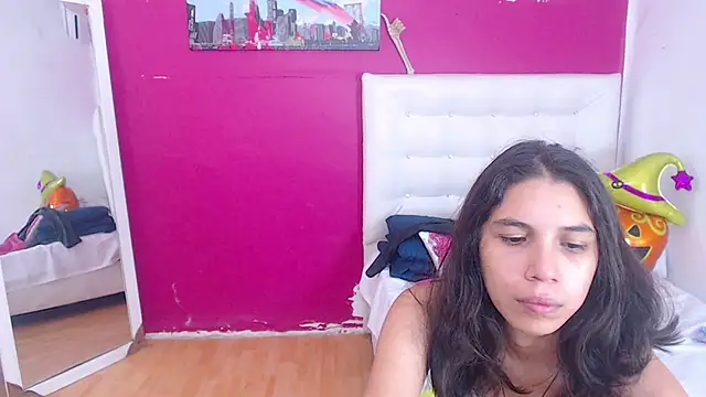 nextdoor fantasy1 online show from 10/29/25, 03:20