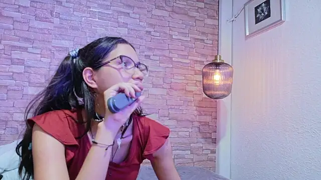 Snapshot of nextdoor_fantasy1 chatting on 03/31/26, 08:20 nextdoor fantasy1 online show from 03/31/26, 08:20