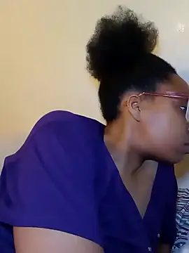 madamsensuale online show from 02/13/25, 02:01