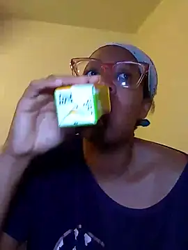 madamsensuale online show from 03/19/25, 12:45