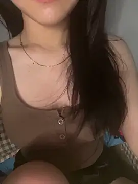 Snapshot of Nobita2z chatting on 10/03/25, 12:29 Nobita2z online show from 10/03/25, 12:29