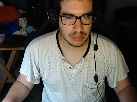 thealfawolf01 online show from 01/08/25, 12:26