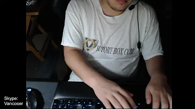 thealfawolf01 online show from 02/09/25, 05:40