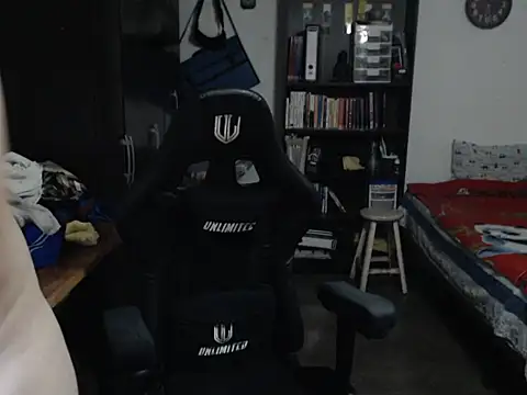 thealfawolf01 online show from 05/27/26, 03:36