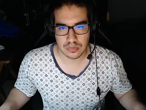 thealfawolf01 online show from 06/14/26, 08:16