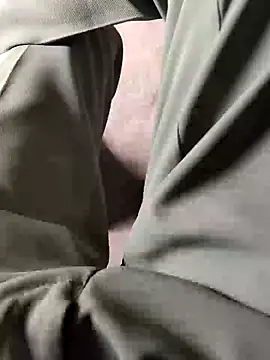 Snapshot of cumshotboy01 chatting on 01/01/25, 09:49 cumshotboy01 online show from 01/01/25, 09:49