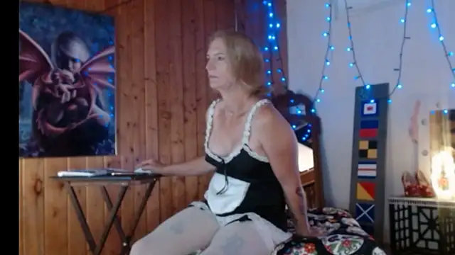 JamieBottoms online show from 06/19/26, 02:10