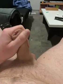 Snapshot of pete4445 chatting on 04/15/26, 05:42 pete4445 online show from 04/15/26, 05:42