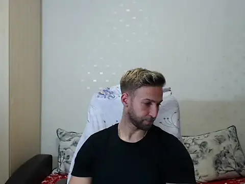 PrinceEagle online show from 11/06/25, 09:05