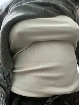 Sofia xx2 online show from 12/10/24, 09:55