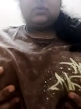 smile pretty online show from 12/10/24, 04:24