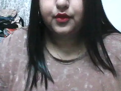 smile pretty online show from 02/24/25, 08:36