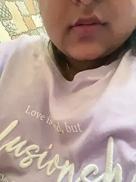 smile pretty online show from 02/27/25, 05:45