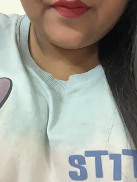 smile pretty online show from 10/03/25, 02:58