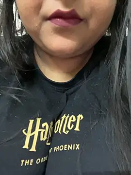 smile pretty online show from 10/07/25, 07:44