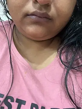 smile pretty online show from 10/24/25, 08:05