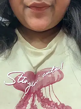 smile pretty online show from 02/06/26, 03:26