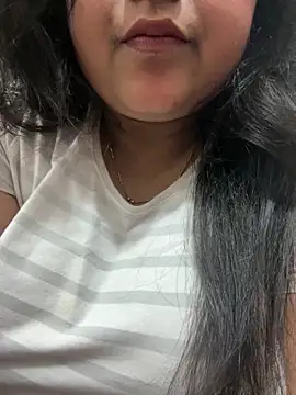 smile pretty online show from 02/27/26, 05:35