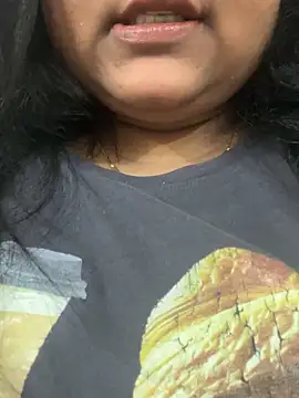 smile pretty online show from 03/16/26, 04:33