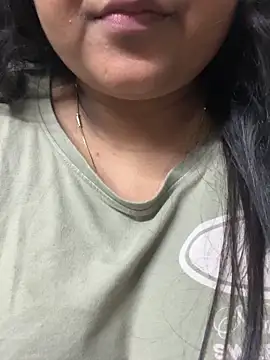 smile pretty online show from 04/07/26, 05:24