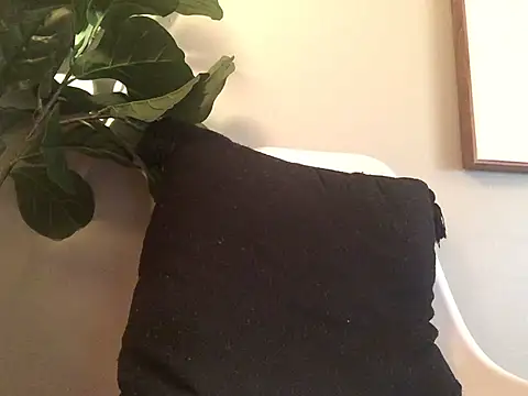 loveofbea online show from 12/08/24, 08:47