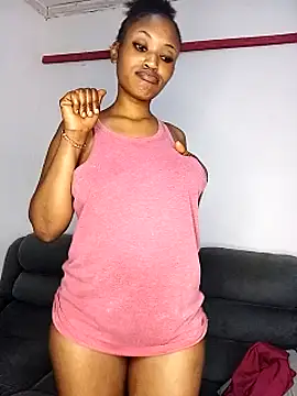 Snapshot of cutenipples chatting on 11/13/25, 03:33 cutenipples online show from 11/13/25, 03:33