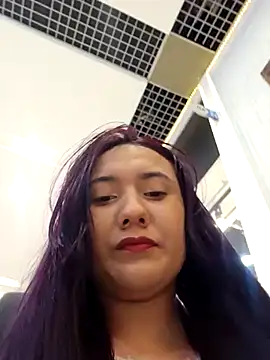 Snapshot of Blushing_Katy chatting on 12/14/25, 12:05 Blushing Katy online show from 12/14/25, 12:05