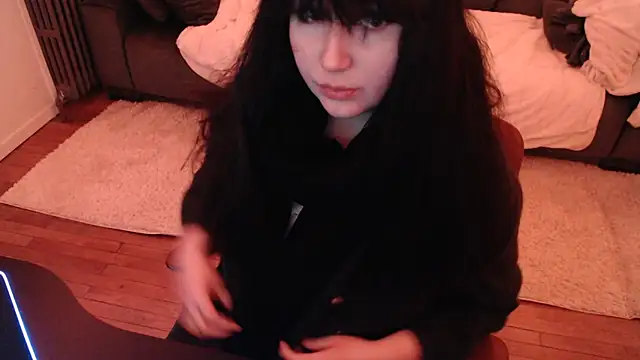 Lynylou online show from 01/26/25, 06:38