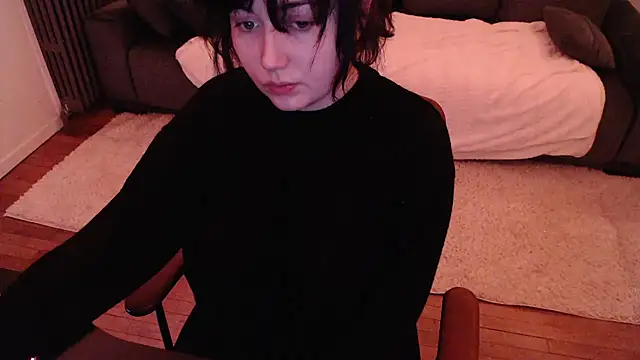 Lynylou online show from 02/19/25, 07:06