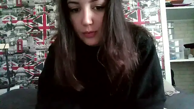 Lynylou online show from 10/10/25, 03:00