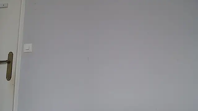 Snapshot of Lynylou chatting on 03/08/26, 02:54 Lynylou online show from 03/08/26, 02:54