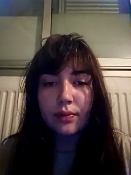 Snapshot of Lynylou chatting on 05/25/26, 02:50 Lynylou online show from 05/25/26, 02:50