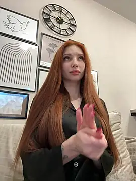 JudyWalkerr online show from 03/16/25, 05:07