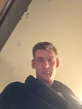 Snapshot of ramthc chatting on 11/12/25, 09:03 ramthc online show from 11/12/25, 09:03