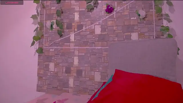 Snapshot of CrazyRousex chatting on 03/20/26, 03:06 CrazyRousex online show from 03/20/26, 03:06