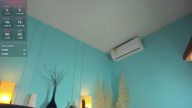 Elizabeth VonSweet online show from 02/08/25, 01:54