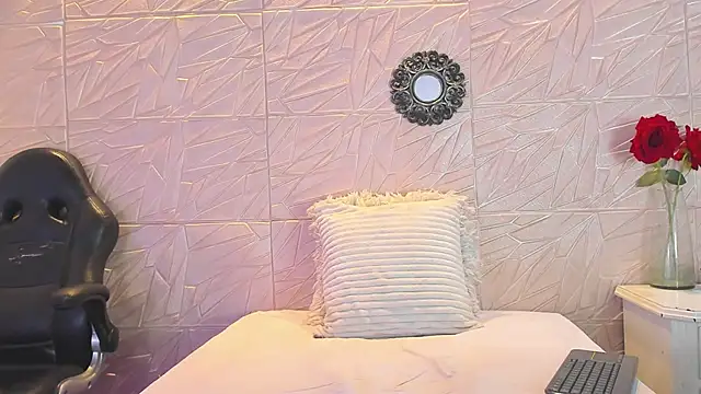 Snapshot of paula__cruzz chatting on 02/04/25, 03:57 paula cruzz online show from 02/04/25, 03:57