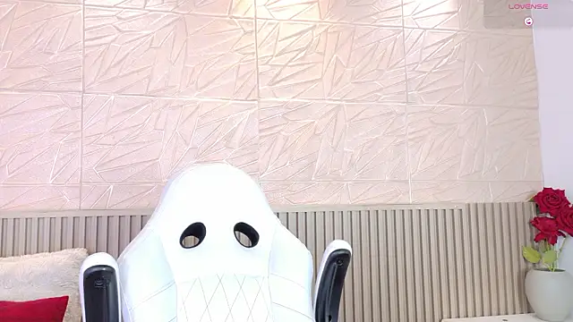 Snapshot of paula__cruzz chatting on 03/10/26, 09:20 paula cruzz online show from 03/10/26, 09:20