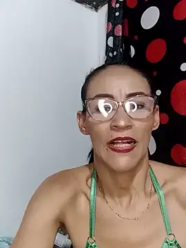 Snapshot of BarbaraMature chatting on 12/02/24, 09:39 BarbaraMature online show from 12/02/24, 09:39