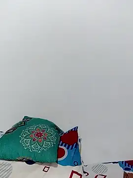 Snapshot of BarbaraMature chatting on 12/21/24, 06:44 BarbaraMature online show from 12/21/24, 06:44