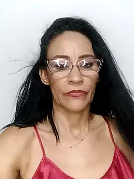 Snapshot of BarbaraMature chatting on 12/24/24, 11:33 BarbaraMature online show from 12/24/24, 11:33