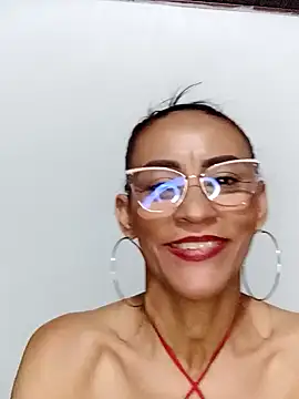 Snapshot of BarbaraMature chatting on 01/12/25, 09:51 BarbaraMature online show from 01/12/25, 09:51