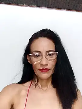 Snapshot of BarbaraMature chatting on 01/15/25, 07:23 BarbaraMature online show from 01/15/25, 07:23