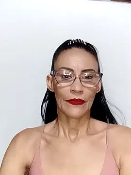 Snapshot of BarbaraMature chatting on 01/29/25, 04:19 BarbaraMature online show from 01/29/25, 04:19