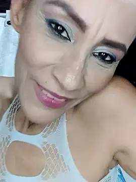 Snapshot of BarbaraMature chatting on 10/08/25, 07:00 BarbaraMature online show from 10/08/25, 07:00