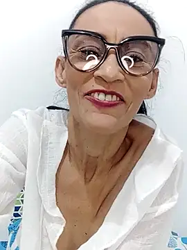 Snapshot of BarbaraMature chatting on 12/02/25, 02:12 BarbaraMature online show from 12/02/25, 02:12