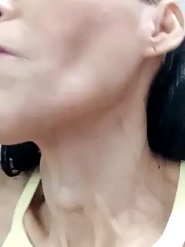 Snapshot of BarbaraMature chatting on 04/09/26, 04:23 BarbaraMature online show from 04/09/26, 04:23