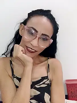 Snapshot of BarbaraMature chatting on 04/17/26, 03:26 BarbaraMature online show from 04/17/26, 03:26